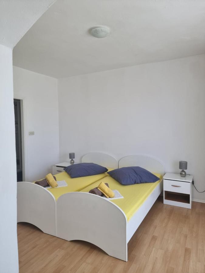 Apartmani Alen Dinjiška エクステリア 写真