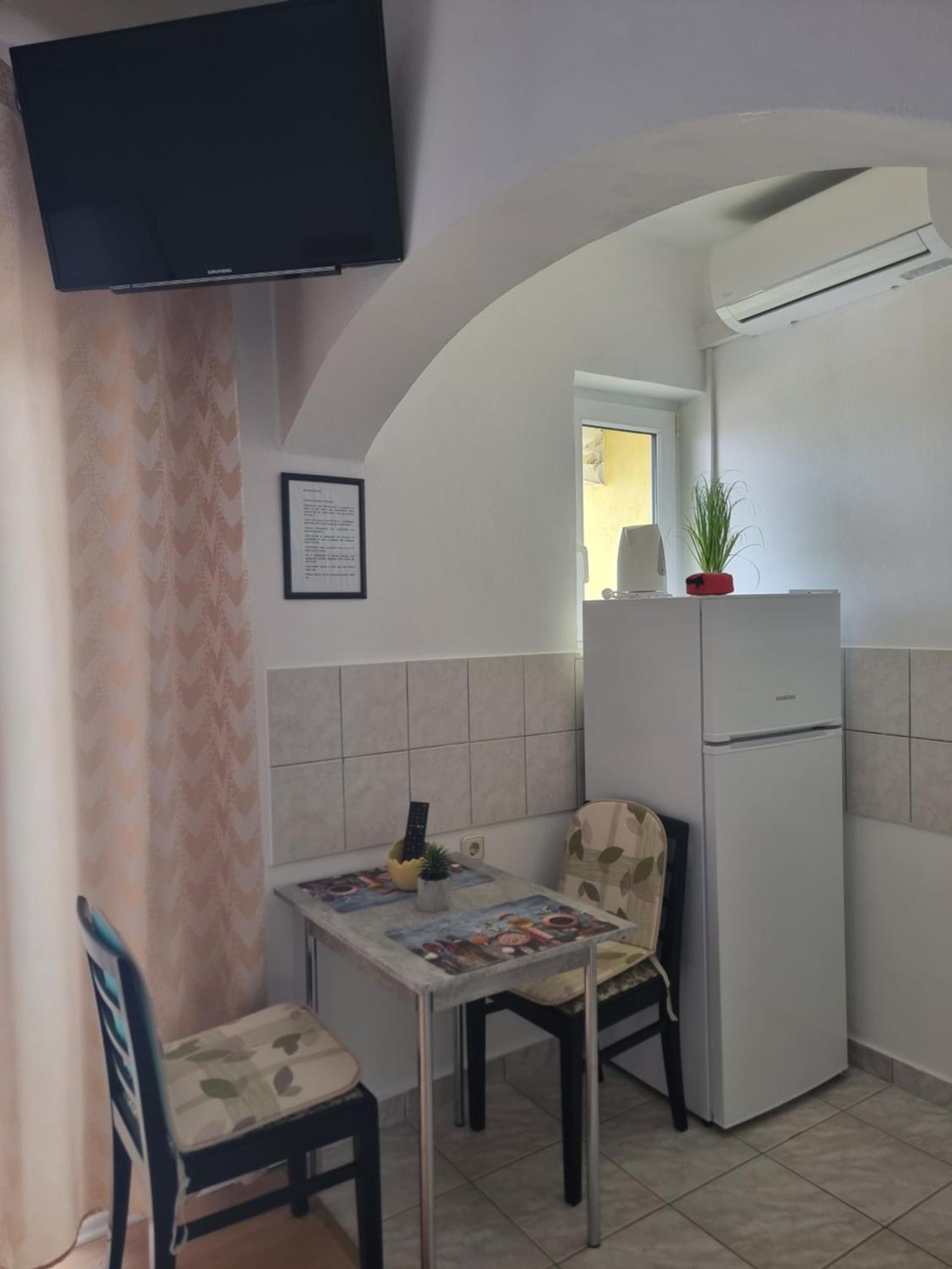 Apartmani Alen Dinjiška エクステリア 写真