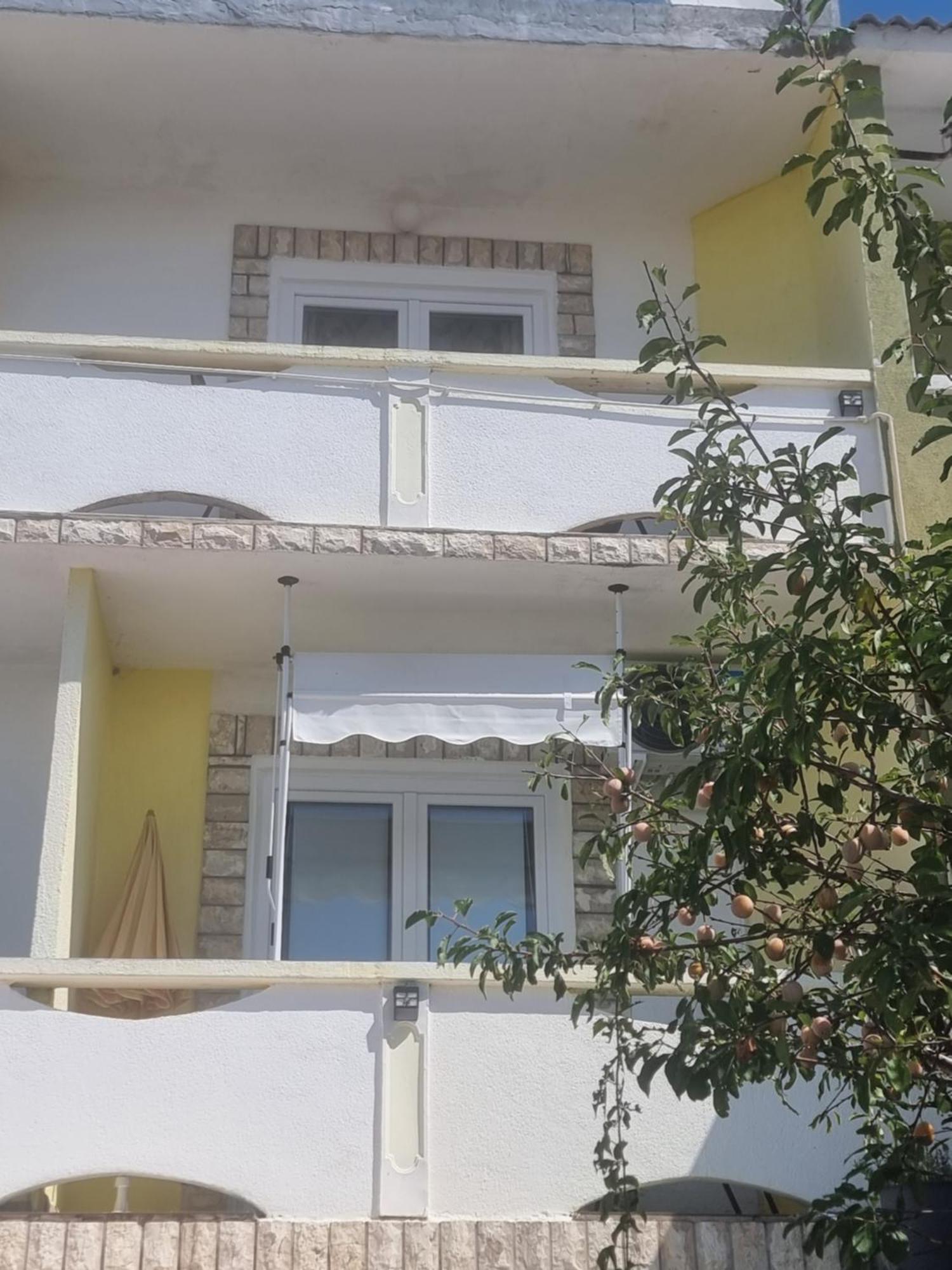 Apartmani Alen Dinjiška エクステリア 写真